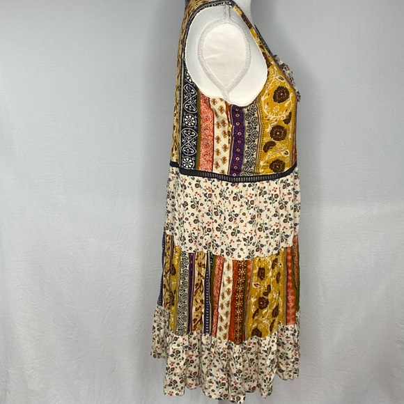 (NWOT) Maurices Multiple colors whit flowers and stripes, sleeveless small dress - Picture 4 of 6